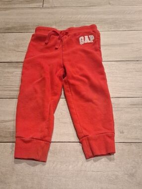 🦔GAP Red Kids Sweatpants with Drawstring🍋‍🟩